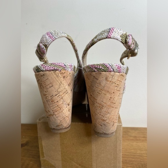 Stuart Weitzman Logoyork Jacquard Wedge Peep Toe Pump Pink Size 8. - Picture 7 of 9